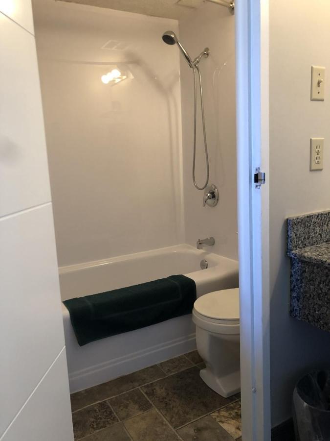 Arbour Ridge Inn & Suites Kindersley Экстерьер фото